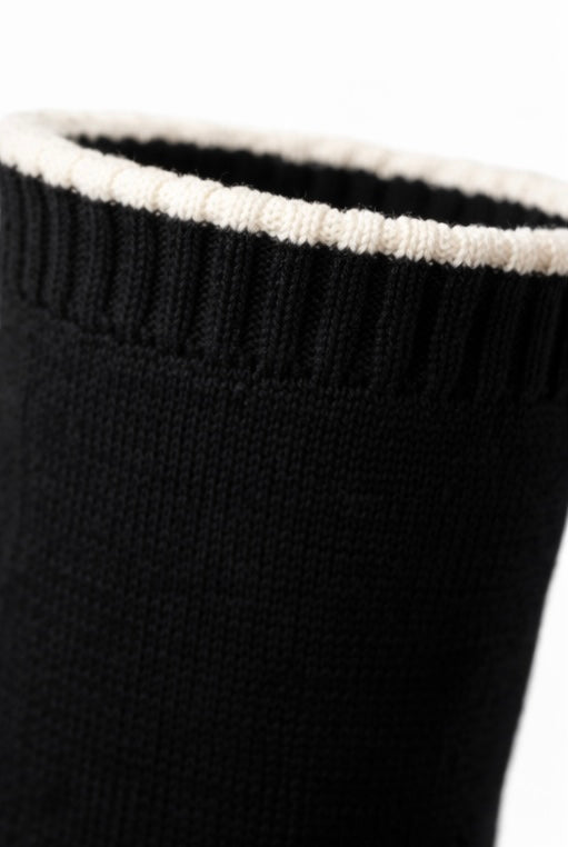 NO SLEEP Core Crew Socks – Black